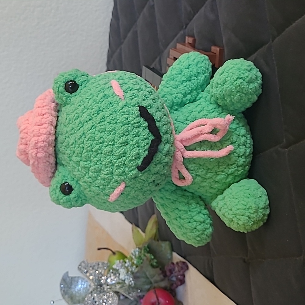 Crochet Cowboy Frog